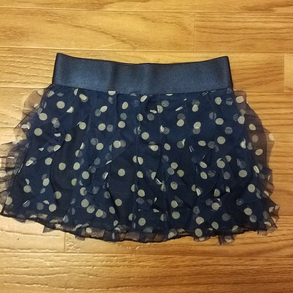 2 pants / 1 skirt - Picture 4 of 5